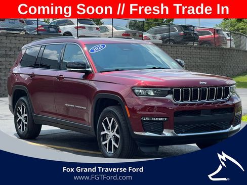 Used 2025 Jeep Grand Cherokee L Limited w/ Luxury Tech Group II AWD/4WD image 35