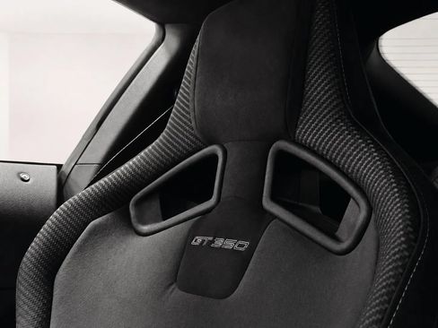 Used 2019 Ford Mustang Shelby GT350 RWD image 18