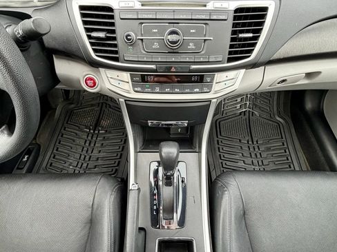 Used 2015 Honda Accord EX image 13