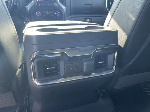 Used 2021 Chevrolet Silverado 1500 LT image 24