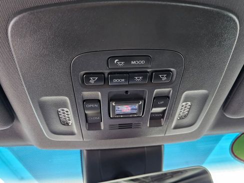 Used 2021 Toyota Avalon Limited w/ Advanced Safety Package image 12