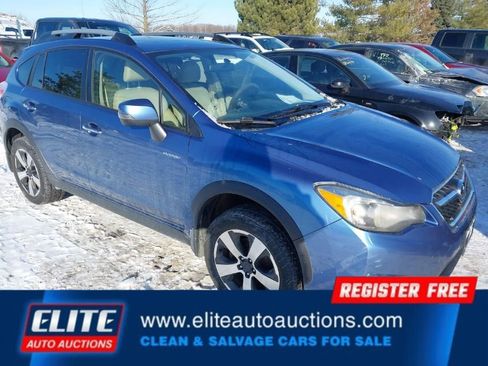 Used 2014 Subaru Crosstrek Touring image 1