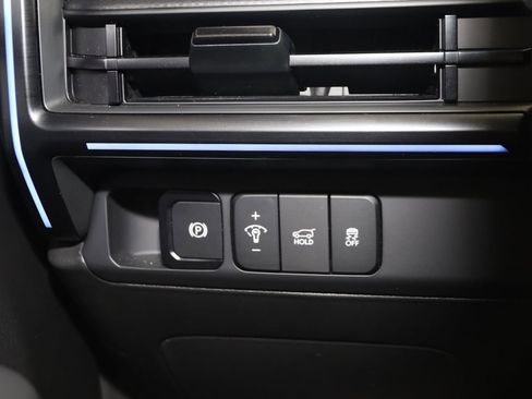 Used 2025 Hyundai Santa Fe Calligraphy image 29