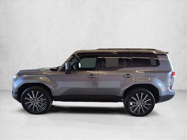 Used 2025 Lexus GX 550 AWD/4WD image 6