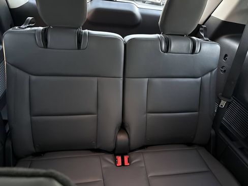 New 2026 Ford Explorer Active w/ Active Comfort Package RWD image 26