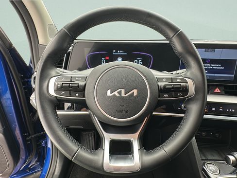 Used 2024 Kia Sportage EX AWD/4WD image 15