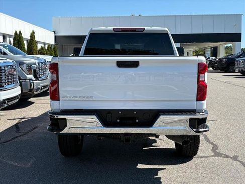 Certified 2024 Chevrolet Silverado 3500 W/T w/ WT Convenience Package image 5