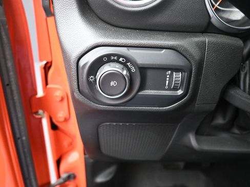 Used 2023 Jeep Wrangler Sahara w/ LED Lighting Group image 31