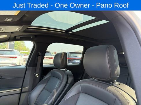 Used 2024 Lincoln Nautilus Reserve w/ Equipment Group 202A AWD/4WD image 10
