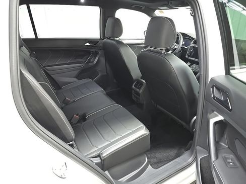 Used 2024 Volkswagen Tiguan SEL R-Line w/ MDO Package, Two-Row AWD/4WD image 20