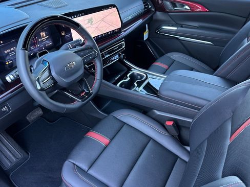 New 2026 Chevrolet Traverse RS w/ LPO, Illumination Package image 10