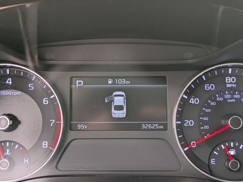 Certified 2023 Kia Forte LXS FWD image 32