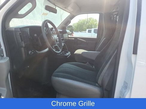 Used 2023 GMC Savana 2500 w/ Driver Convenience Package RWD image 10