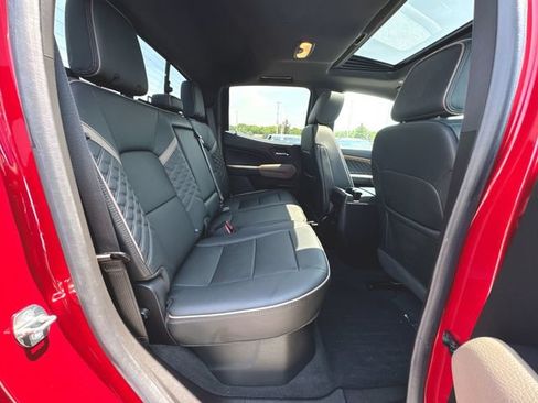 Used 2023 GMC Canyon Denali AWD/4WD image 28