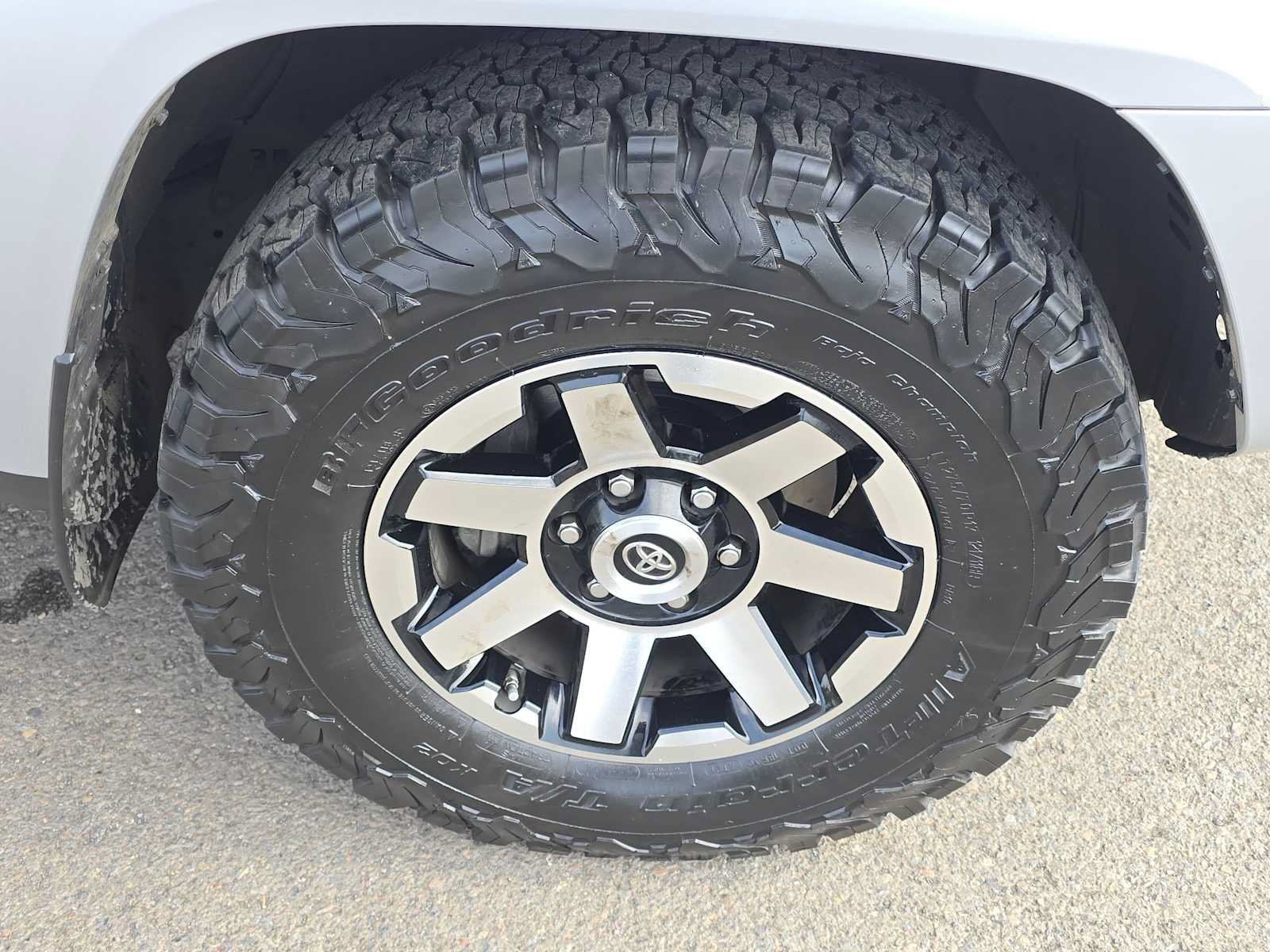 Certified 2021 Toyota 4Runner TRD Off-Road Premium w/ Moonroof Package AWD/4WD image 9