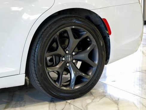 Used 2022 Chrysler 300 S RWD image 68