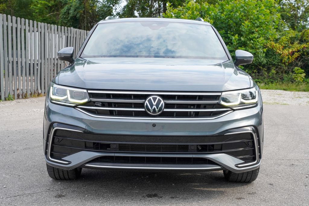 Used 2022 Volkswagen Tiguan SEL R-Line AWD/4WD image 10