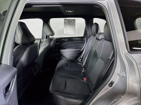 Used 2025 Subaru Forester Touring w/ Popular Package - Touring AWD/4WD image 22