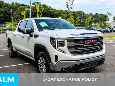 Used 2025 GMC Sierra 1500 SLT RWD image 3
