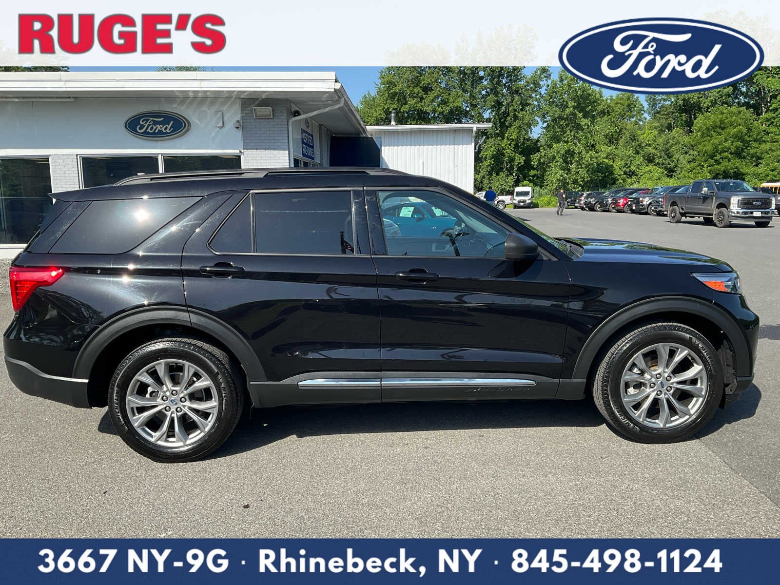 Certified 2023 Ford Explorer XLT w/ Equipment Group 202A AWD/4WD image 2