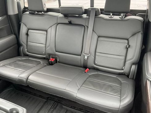 Used 2021 GMC Sierra 1500 Denali w/ Denali Ultimate Package image 24