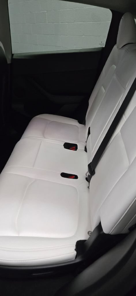 Used 2023 Tesla Model Y Long Range AWD/4WD image 10