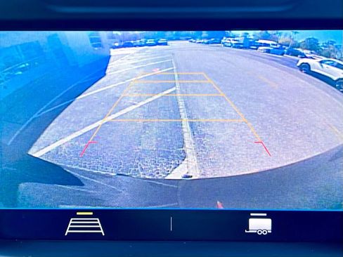 Used 2021 Chevrolet Silverado 1500 RST image 7