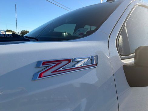 Used 2021 Chevrolet Silverado 2500 LT w/ Z71 Off-Road Package image 18