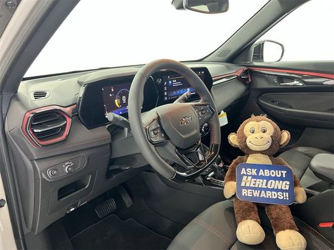 New 2026 Chevrolet TrailBlazer RS w/ Convenience Package image 10