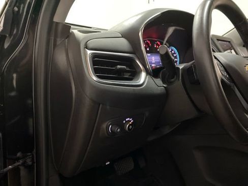 Used 2022 Chevrolet Equinox LT FWD image 18