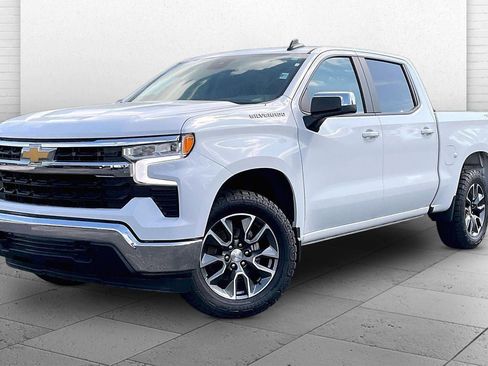 Used 2023 Chevrolet Silverado 1500 LT AWD/4WD image 13