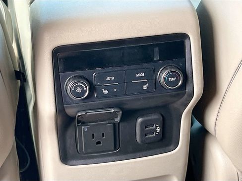 Used 2019 GMC Acadia Denali w/ Technology Package image 26