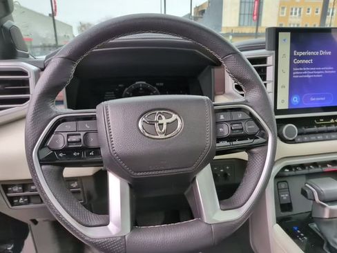 Used 2023 Toyota Sequoia Capstone AWD/4WD image 20