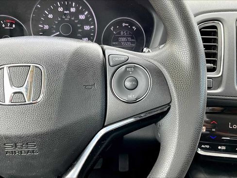 Used 2017 Honda HR-V EX image 24