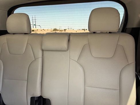 Used 2021 Kia Telluride S FWD image 7