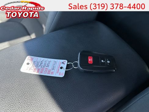 Certified 2025 Toyota RAV4 XLE AWD/4WD image 27