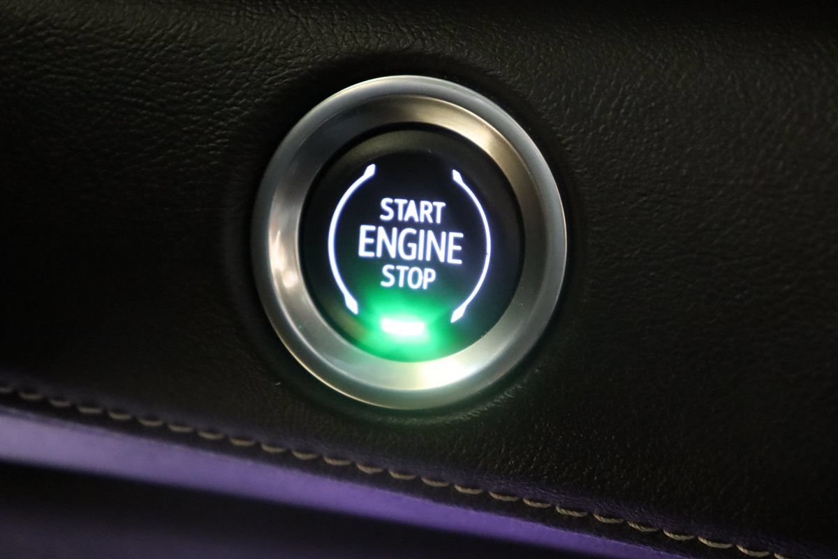 Used 2024 Cadillac Escalade ESV Sport w/ LPO, ONYX Package AWD/4WD image 50