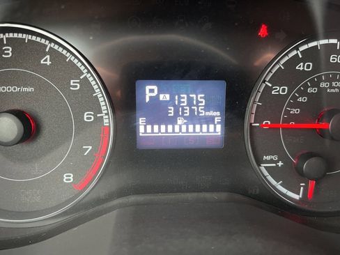 Used 2019 Subaru Crosstrek 2.0i Premium image 15