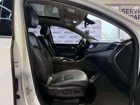 Used 2020 Buick Enclave Essence image 45