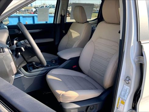 New 2026 Ford Ranger Lariat w/ FX4 Off-Road Package AWD/4WD image 9