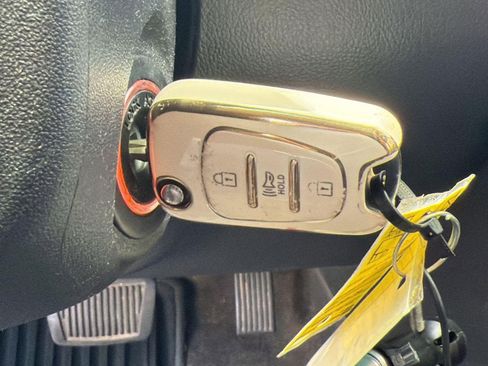 Used 2013 Kia Soul + FWD image 27