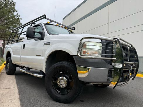 Used 2005 Ford F250 XLT AWD/4WD image 6