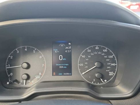 Used 2023 Toyota Corolla LE image 17