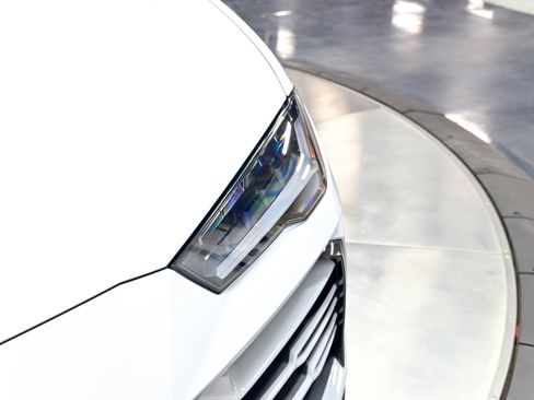 Used 2020 Lamborghini Urus AWD/4WD image 58