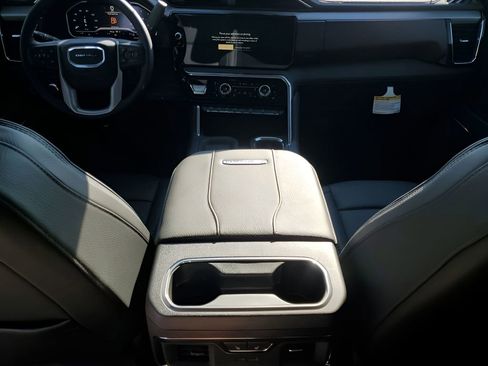 New 2025 GMC Sierra 2500 Denali w/ Denali Reserve Package image 22