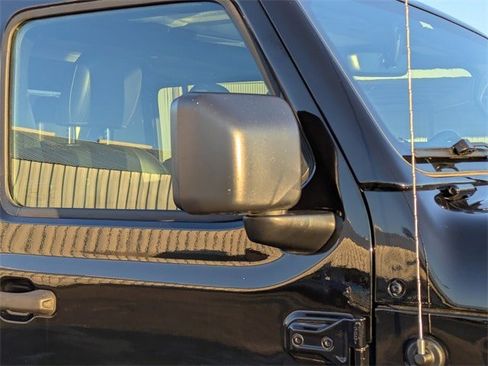 Used 2021 Jeep Gladiator Overland w/ Popular Equipment Package image 11