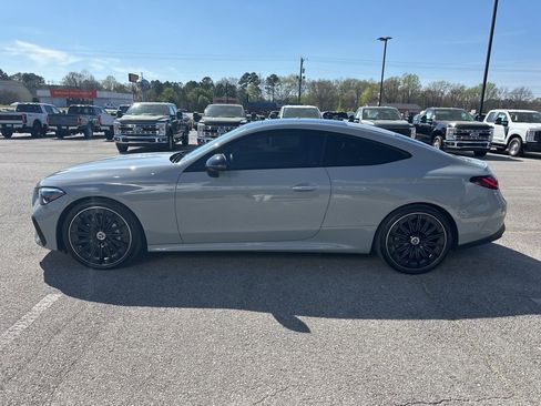 Used 2024 Mercedes-Benz CLE 300 4MATIC Coupe image 5