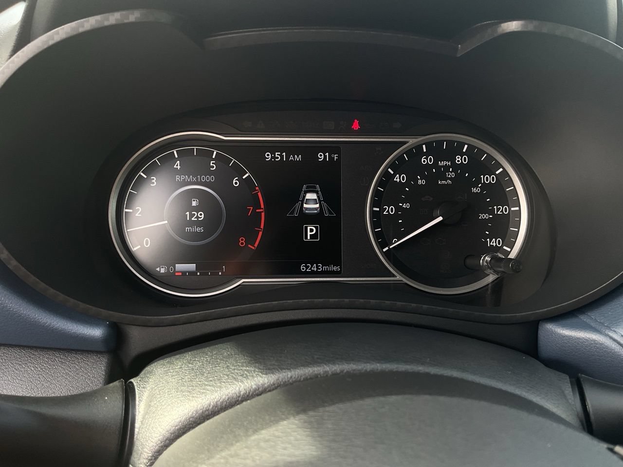 Used 2025 Nissan Versa SV w/ Trunk Package FWD image 31