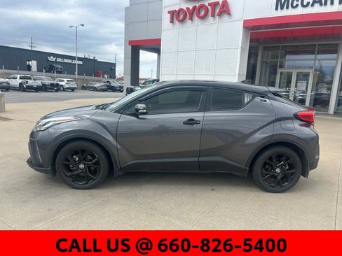 Used 2021 Toyota C-HR Nightshade image 9