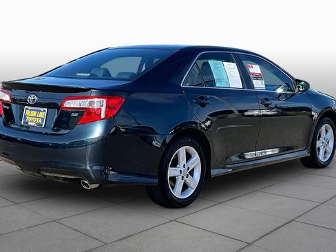 Used 2013 Toyota Camry SE FWD image 12